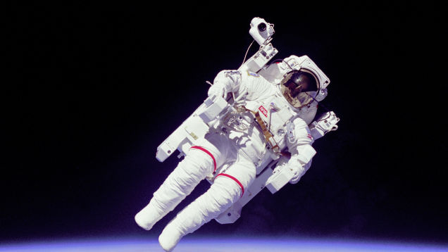 Πώς γίνεται κάποιος αστροναύτης της NASA