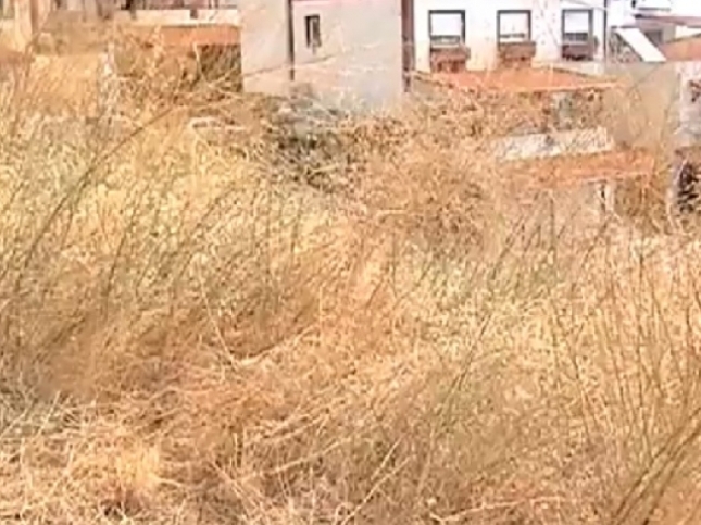 Καθαρά οικόπεδα ζητά ο δήμος Πάτρας