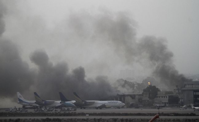 Τυνησία και Αίγυπτος ματαίωσαν όλες τις πτήσεις τους προς τη Λιβύη