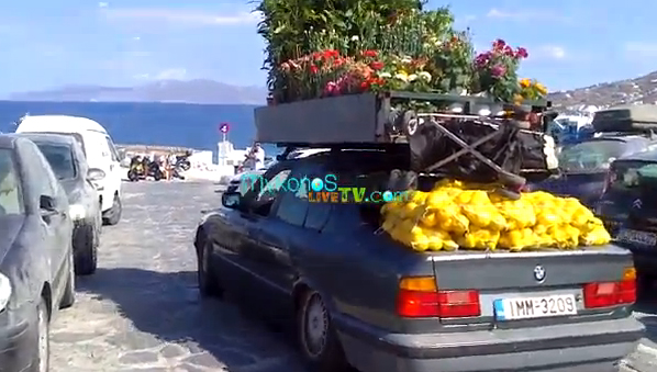 Η… BMW των πλανόδιων στη Μύκονο!