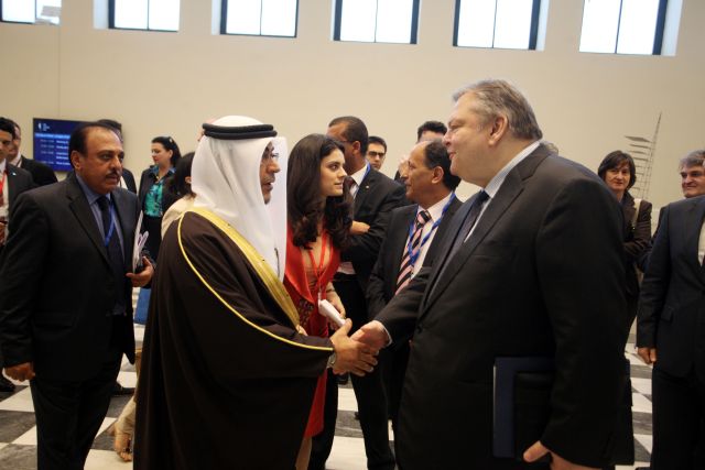 «Υποχρέωσή μας να βοηθήσουμε στην ανασυγκρότηση των αραβικών χωρών»