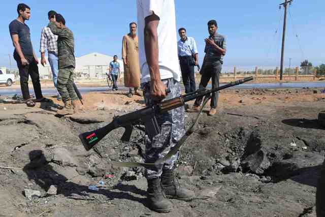 Αντάρτες απειλούν με απόσχιση των ανατολικών επαρχιών της Λιβύης