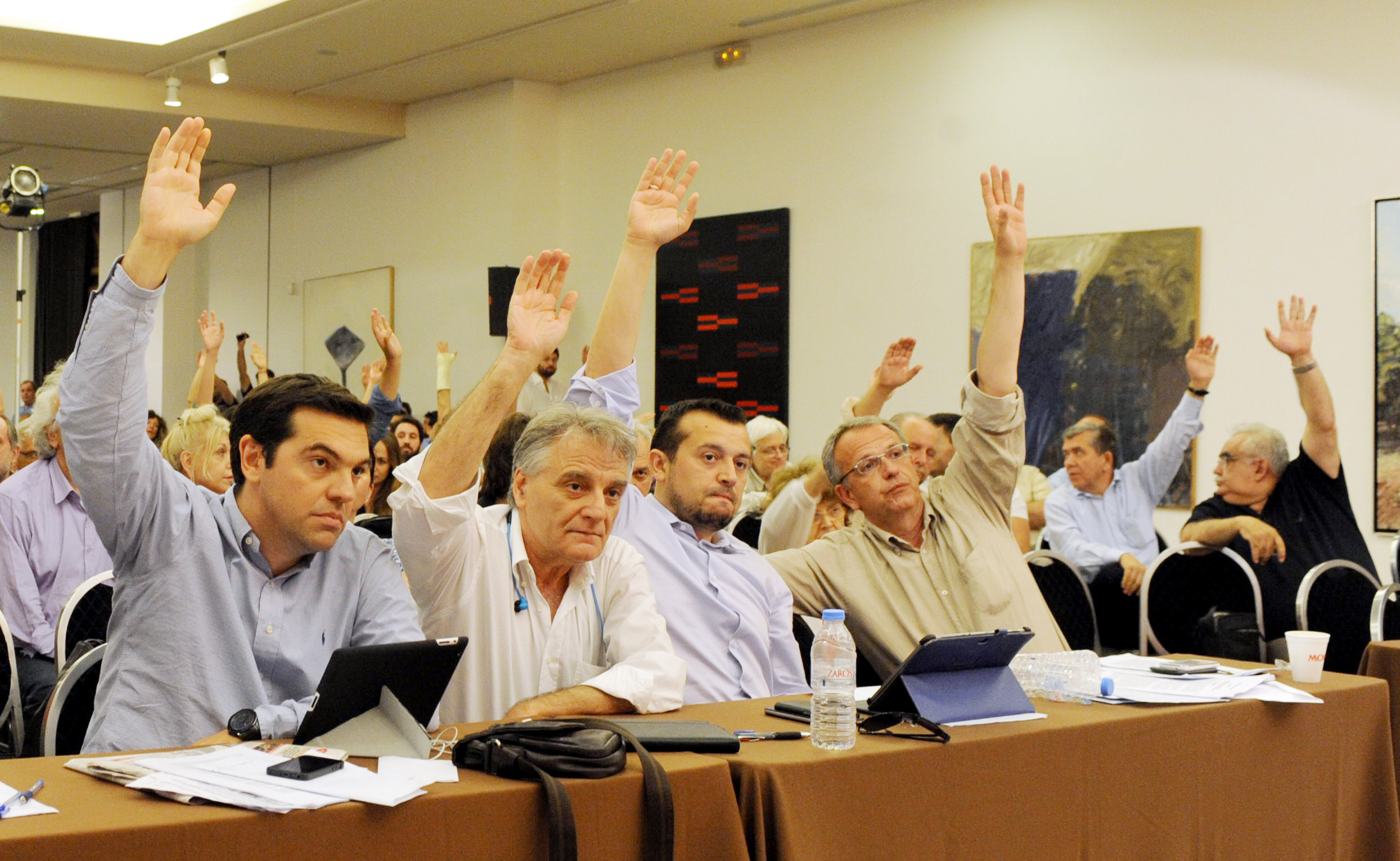 Συνεδρίαση ΣΥΡΙΖΑ με το βλέμμα στον Πρόεδρο της Δημοκρατίας