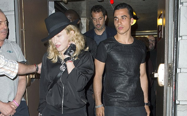 Αυτό είναι το νέο αμόρε της Madonna