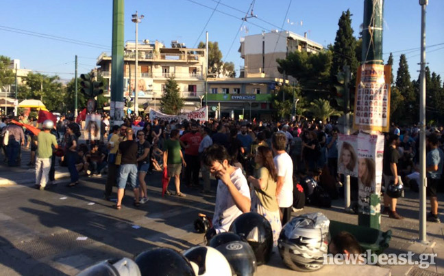 Πορεία αντιεξουσιαστών κατά του ρυθμιστικού στο νέο γήπεδο της ΑΕΚ