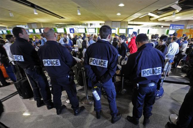 Έκτακτα μέτρα ασφαλείας στα γαλλικά αεροδρόμια