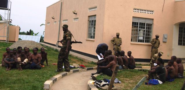 Σχεδόν 100 νεκροί σε μάχες στην Ουγκάντα