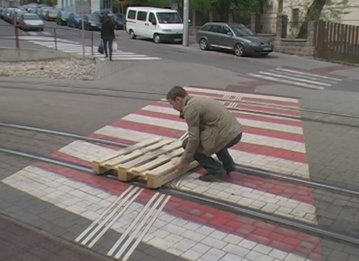 Τι να το κάνεις το τραμ άμα έχεις παλέτα;