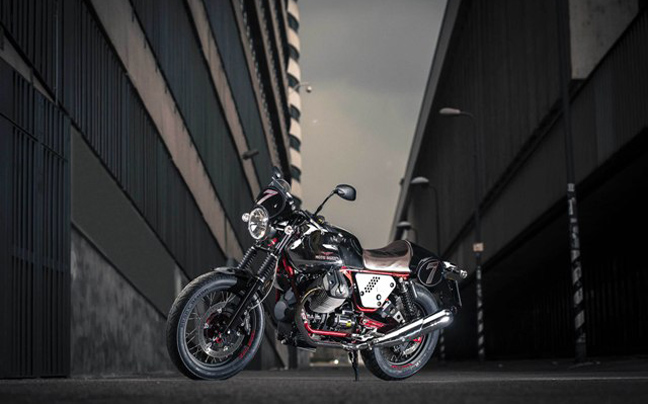 H Moto Guzzi παρουσιάζει τη νέα σειρά V7