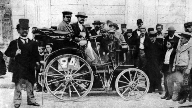 Έκλεισε 120 χρόνια αγωνιστικής ιστορίας η Mercedes