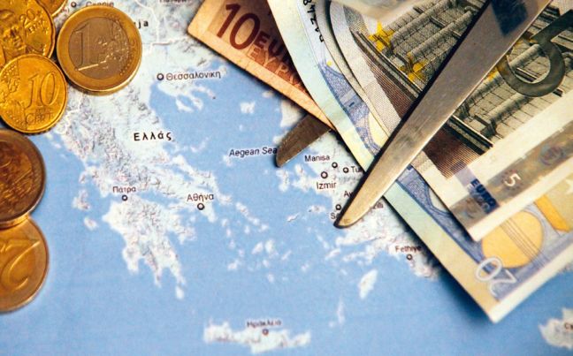 «Οι Έλληνες απέσυραν 2,5 δισ. καταθέσεις μόνο το Δεκέμβριο»