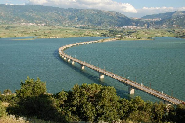 Βρήκαν ανθρώπινο σκελετό στη λίμνη Πολυφύτου