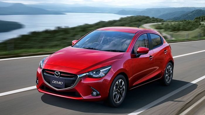 Αποκαλύφθηκε το νέο Mazda2
