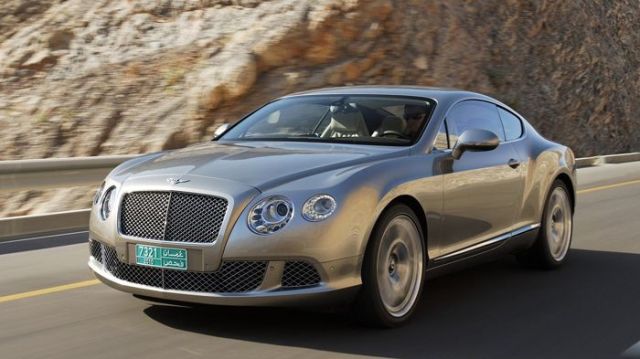 Πολυμέτωπη αντεπίθεση από τη Bentley