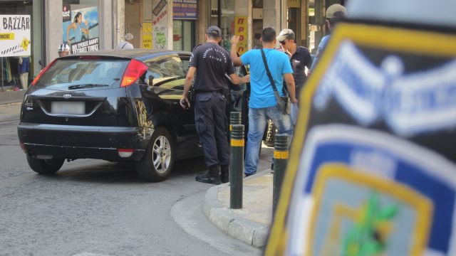 Μπαράζ προσαγωγών και συλλήψεων στη Θεσσαλία