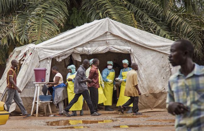 Δεκατρία κρούσματα Έμπολα «άγνωστης προέλευσης» στο Κονγκό