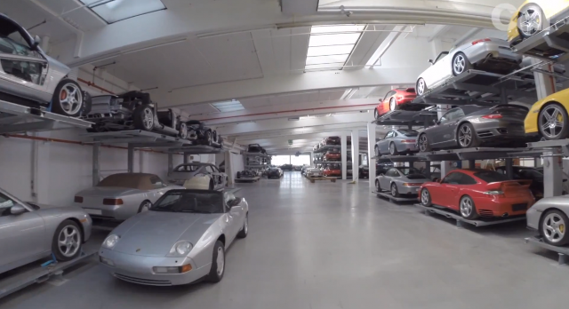 Η μυστική αποθήκη με τις αστραφτερές Porsche