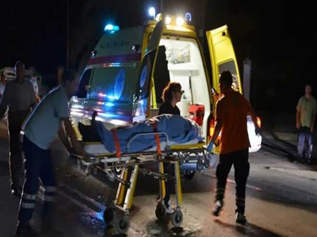 Ένας νεκρός και τέσσερις τραυματίες σε δυστύχημα στη Λαμία
