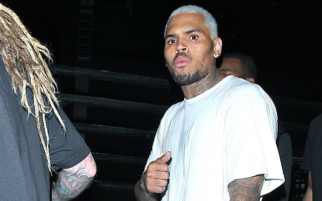 Πυροβολισμοί και τραυματίες σε πάρτι του Chris Brown