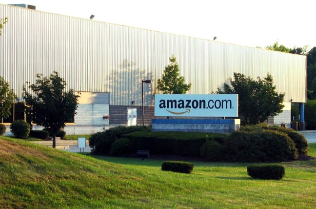 Η Κομισιόν ετοιμάζει μεγάλο «χτύπημα» στην Amazon