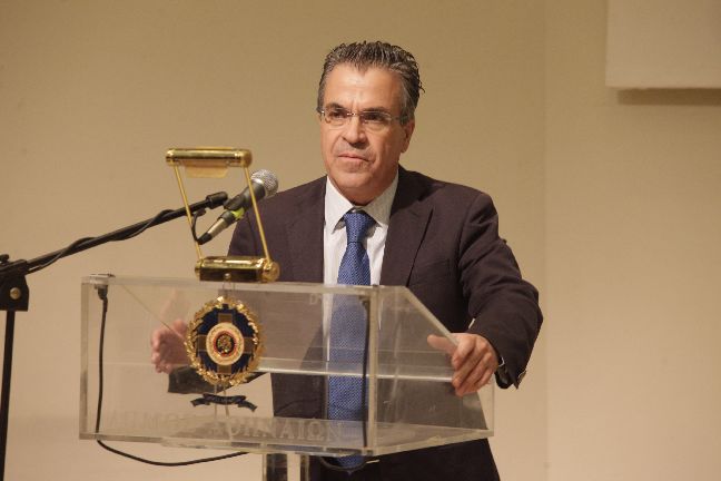 Διαψεύδει ο Ντινόπουλος πως συμμετέχει στο κόμμα Καρατζαφέρη – Μπαλτάκου