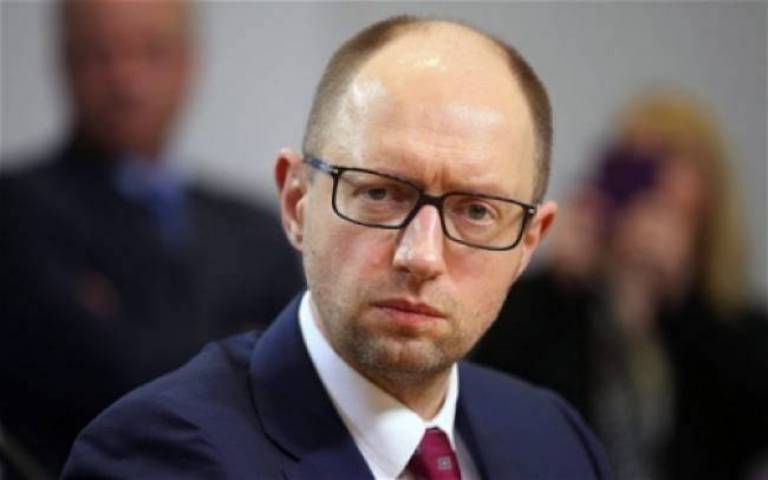 Παραιτείται ο πρωθυπουργός της Ουκρανίας