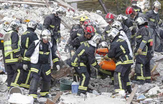 Έξι νεκροί από κατάρρευση κτιρίου στο Παρίσι