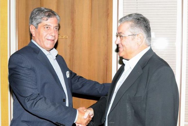 Συνάντηση Κουτσούμπα με τον πρέσβη της Παλαιστινιακής Αρχής στην Ελλάδα