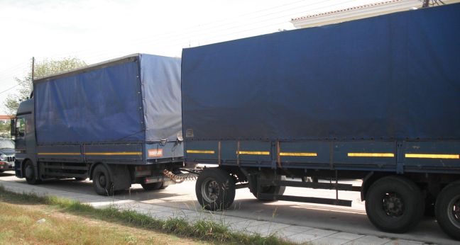 Μετέφερε στο φορτηγό παράνομους μετανάστες