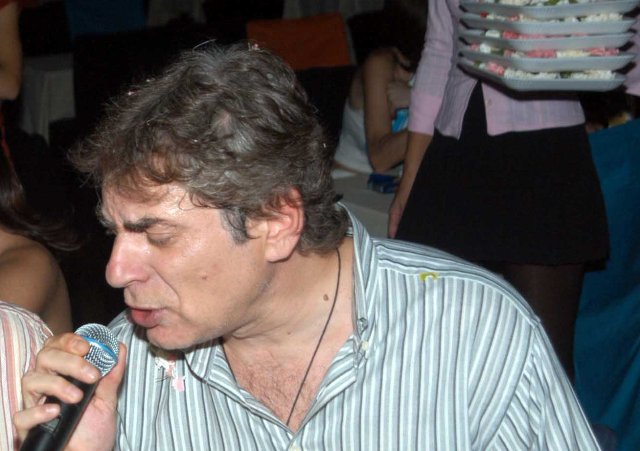 «Την έκανε&#8230; λαμόγιο»