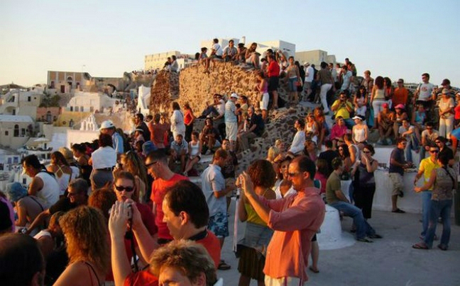 «Ρεκόρ 22,5 εκατ. τουριστών το 2014»