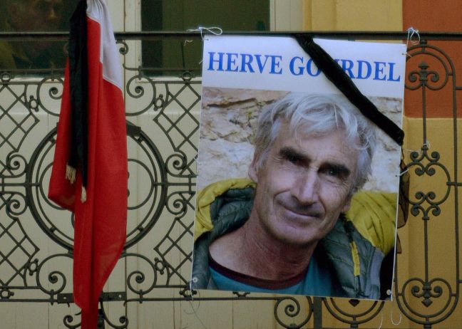Συνεδριάζει η γαλλική κυβέρνηση μετά τον αποκεφαλισμό