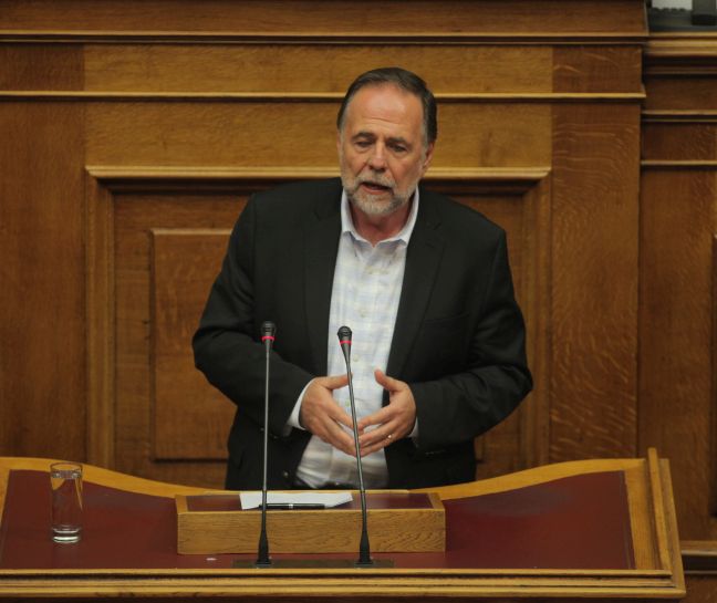 «Η ψήφος εμπιστοσύνης, είναι ψήφος εμπιστοσύνης για τη χώρα»