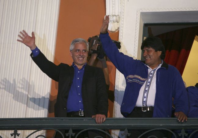 Τη νίκη του στις προεδρικές εκλογές ανακοίνωσε ο Έβο Μοράλες