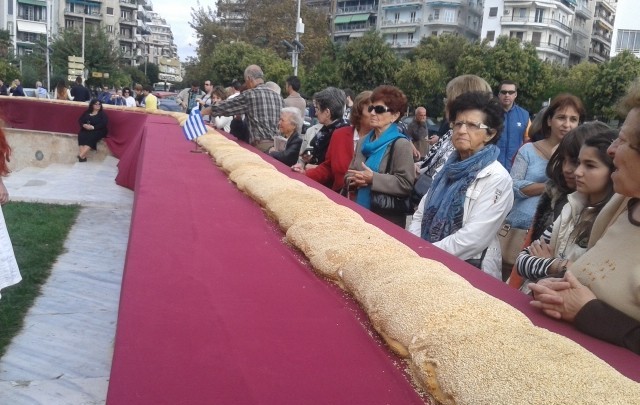 Δείτε το μεγαλύτερο κουλούρι της Θεσσαλονίκης