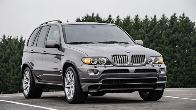 Τα 15 χρόνια γιορτάζει η BMW X5