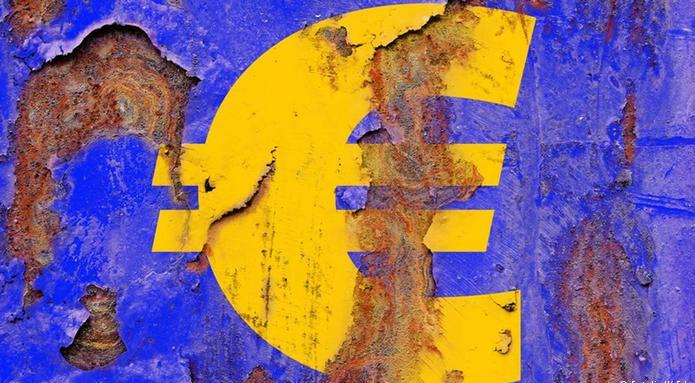 «Μια χαμένη δεκαετία για την ευρωζώνη»