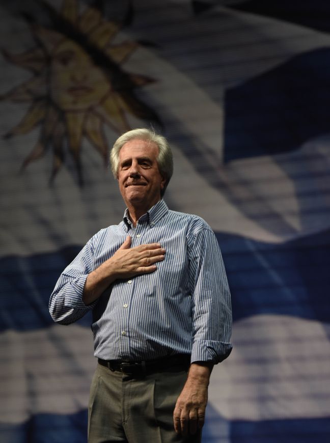 Νίκη για τον υποψήφιο της Αριστεράς στις εκλογές στην Ουρουγουάη