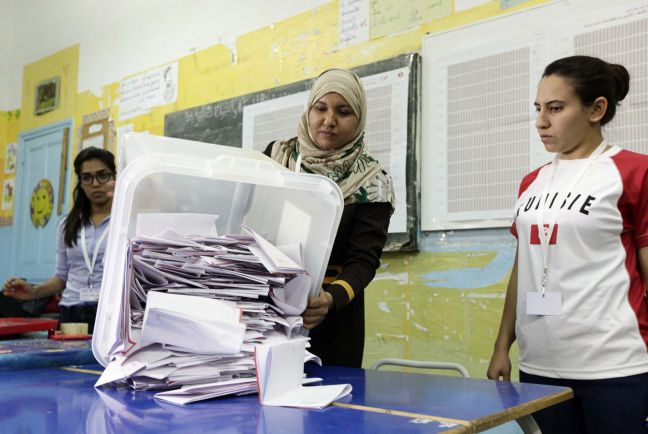 «Θρίλερ» οι εκλογές στη Τυνησία