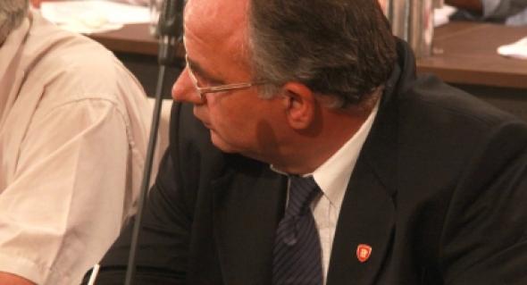 «Είμαι φίλος των ταγμάτων ασφαλείας»