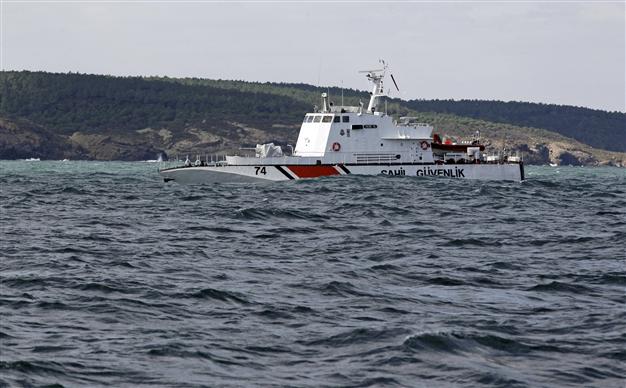 Ρωσικό πλοίο προσάραξε σε&#8230; συνοικία της Κωνσταντινούπολης