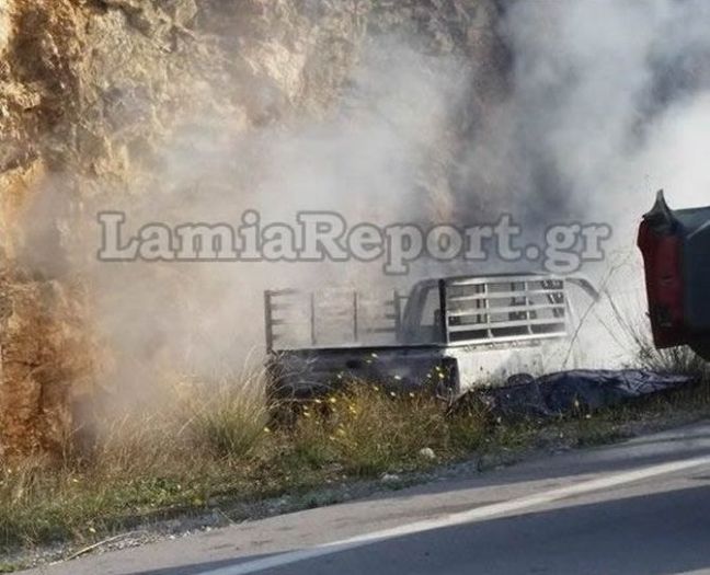 Οδηγός κάηκε μέσα στο αυτοκίνητο