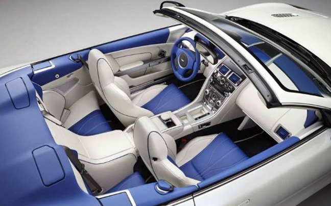 Μια DB9 Volante σε ασυνήθιστες αποχρώσεις