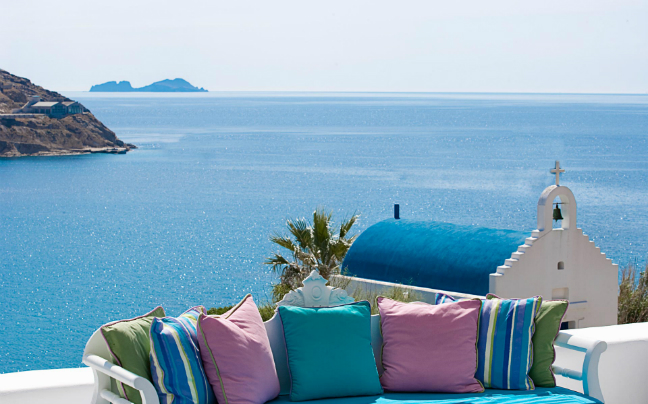 «Ο ελληνικός τουρισμός σπάει όλα τα ρεκόρ»