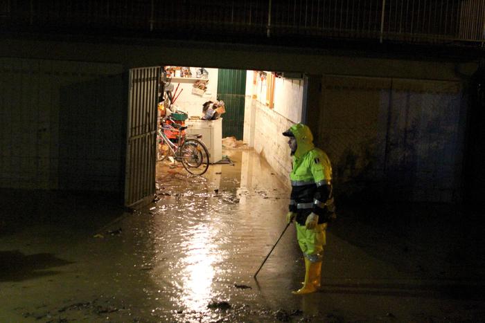 Πλημμύρισαν και πάλι περιοχές στη βόρεια Ιταλία