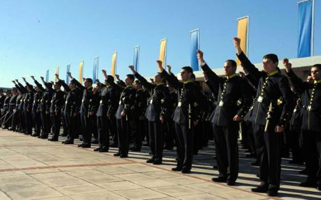 Πόσοι αναμένεται να εισαχθούν στις στρατιωτικές σχολές