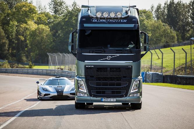 Volvo εναντίον Koenigsegg
