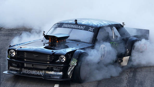 Gymkhana7: Φωτιά στο… Λος Άντζελες