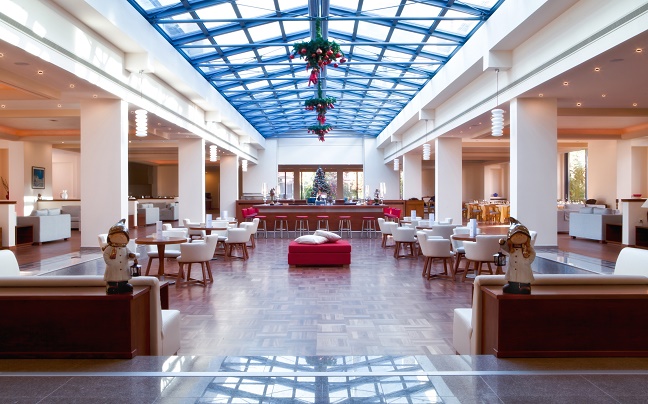 Το Alkyon Resort Hotel & Spa υποδέχεται τις γιορτές!