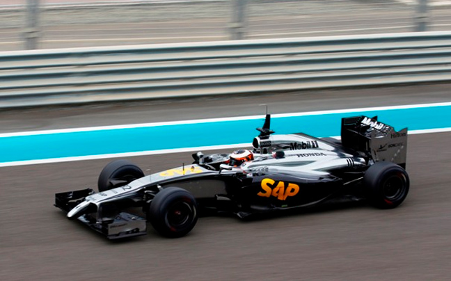 Η νέα McLaren με μοτέρ Honda στην πίστα